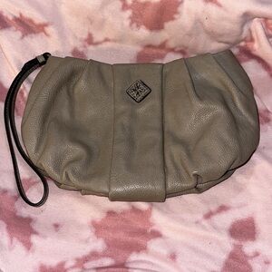 EUC-Simply Vera Vera Wang Grey Pleated Clutch Faux Leather Organizer Wrist Strap